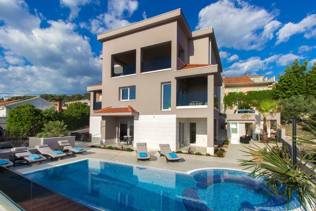 Apartment Bareta *