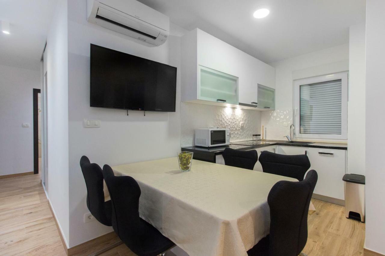 Apartment Bareta *